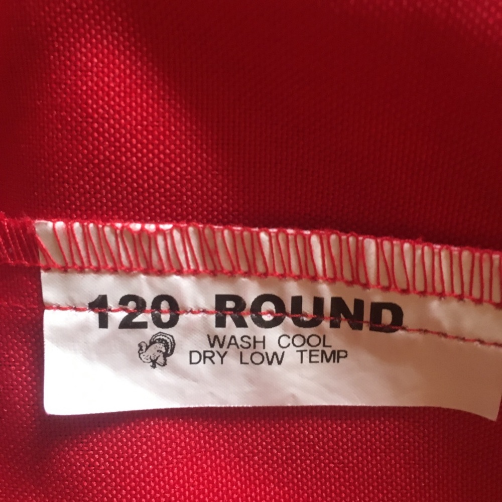 11 RED 120” ROUND TABLECLOTH - Picture 7 of 8